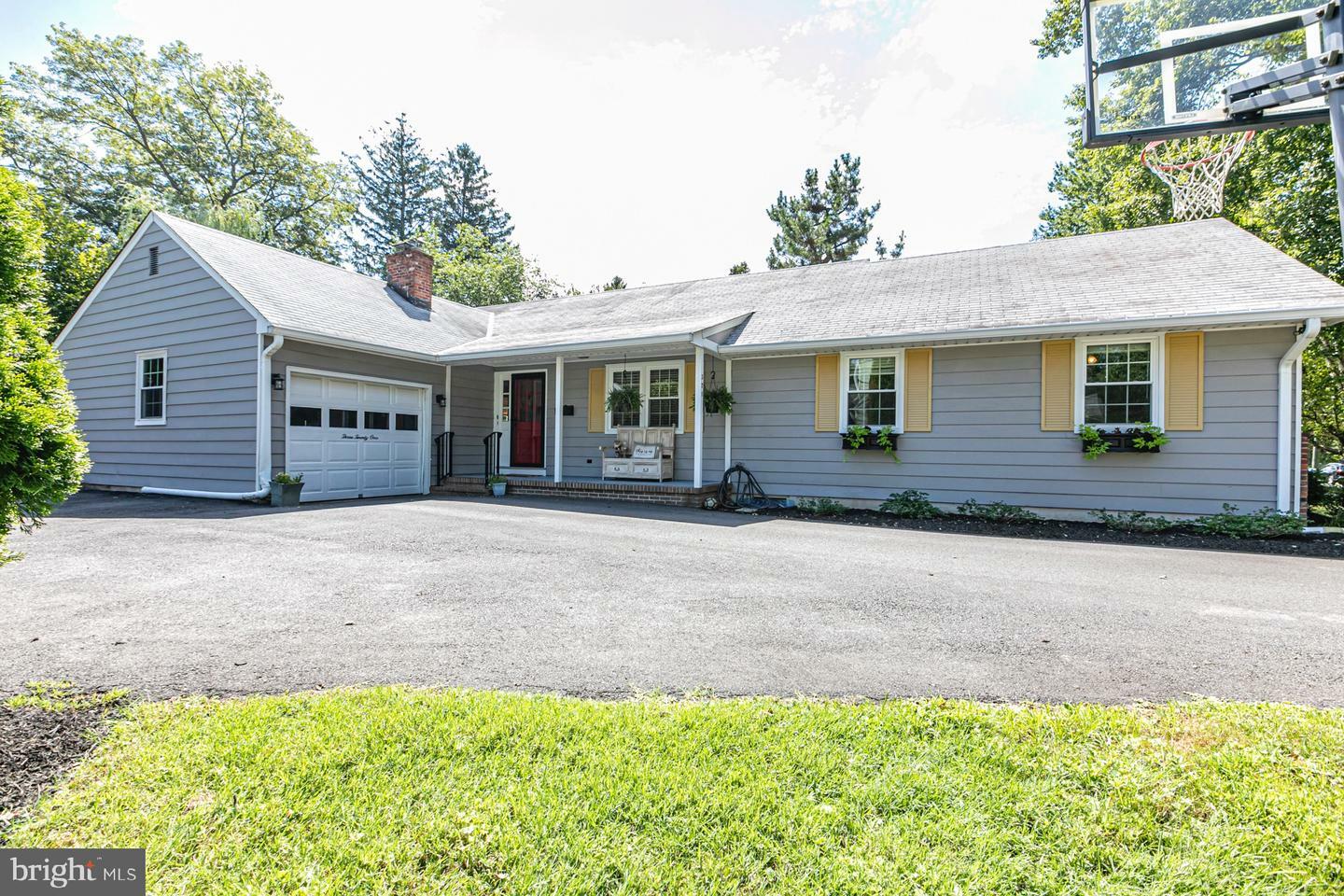 Property Photo:  321 Sked Street  NJ 08534 