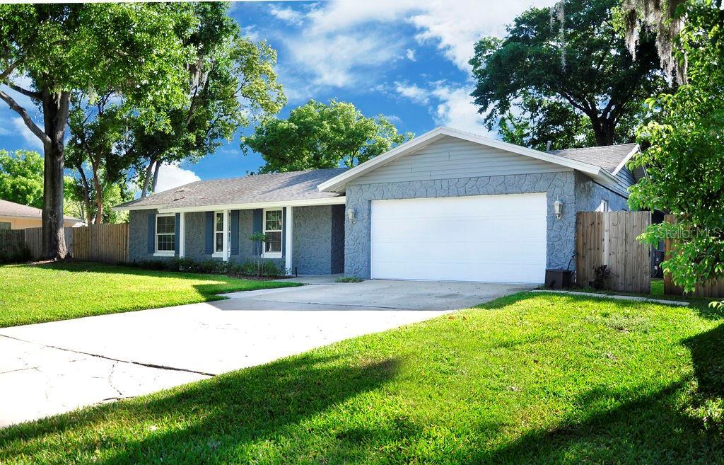 Property Photo: 196 Tollgate Trail FL 32750