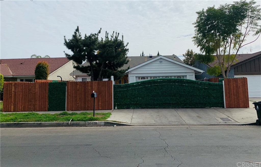 Property Photo:  20458 Runnymede Street  CA 91306 