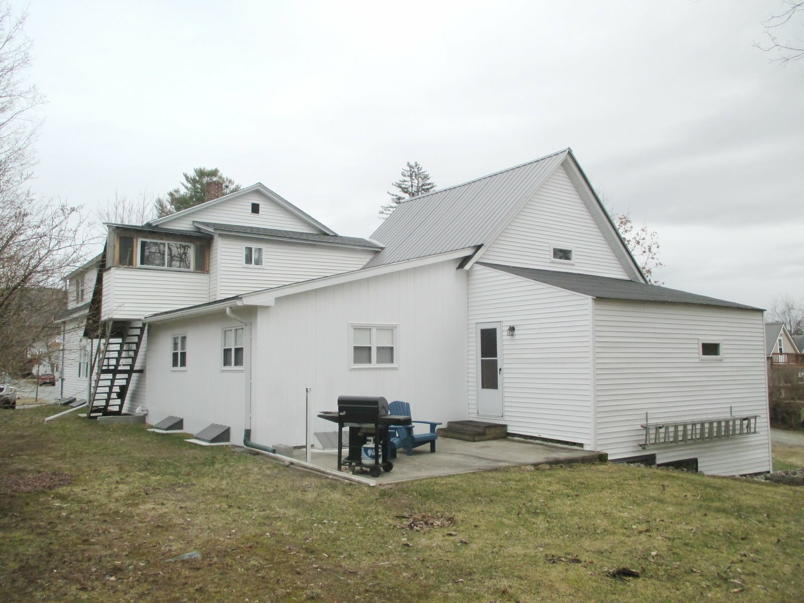 Property Photo:  67 Pine Street  NH 03561 