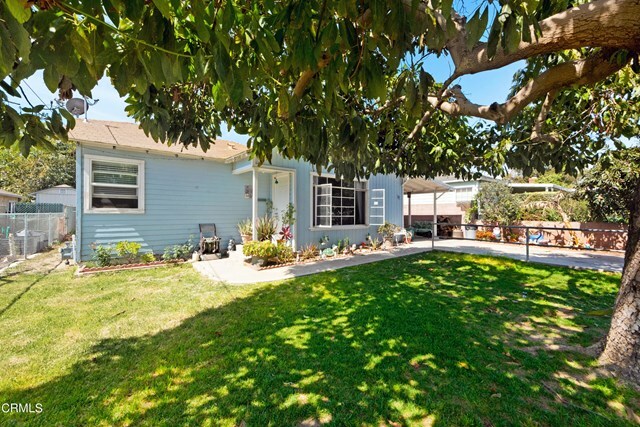 Property Photo:  79 Lindsay Lane  CA 93060 