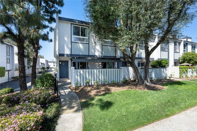 Property Photo:  2100 W Palmyra Avenue 41  CA 92868 