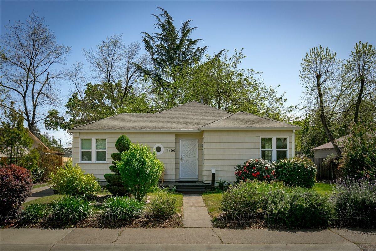 Property Photo: 5400 13th Avenue CA 95820