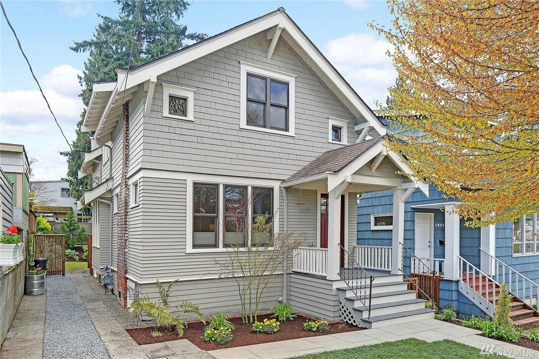 Property Photo:  1849 N 51st St  WA 98103 