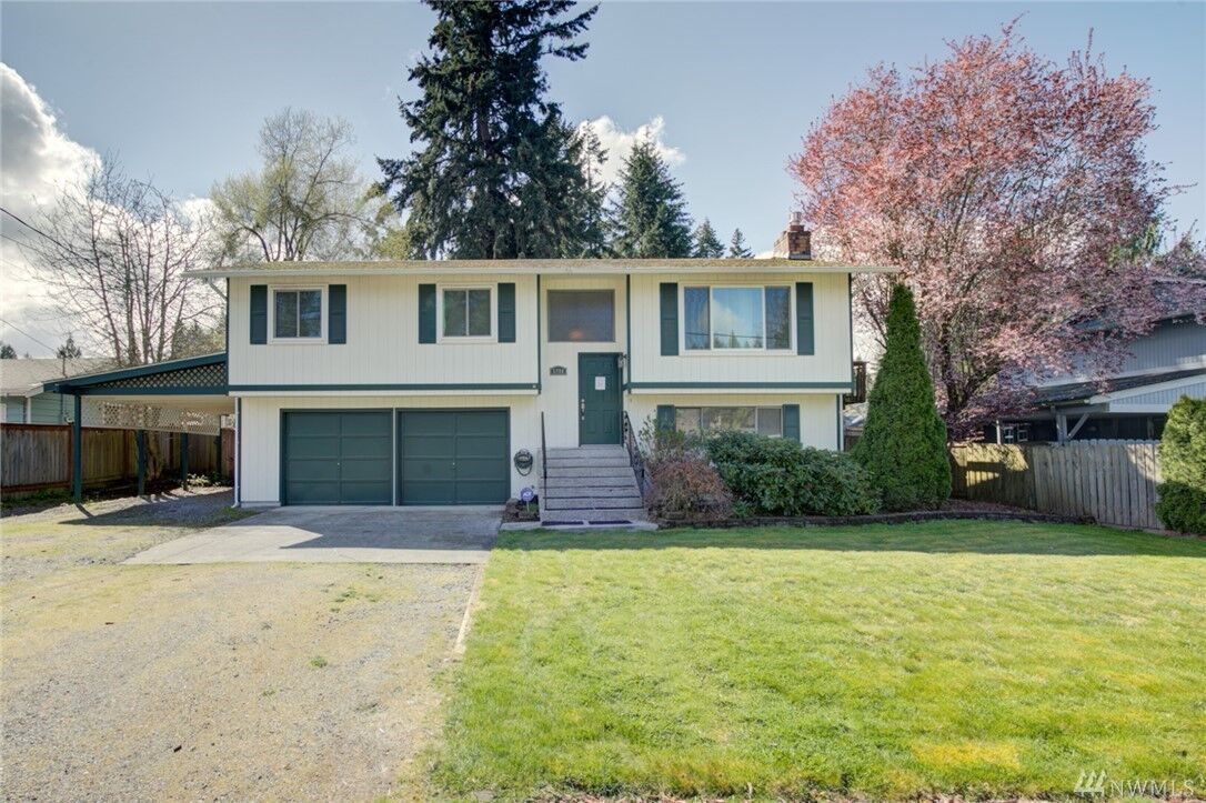 Property Photo:  5708 77th St E  WA 98371