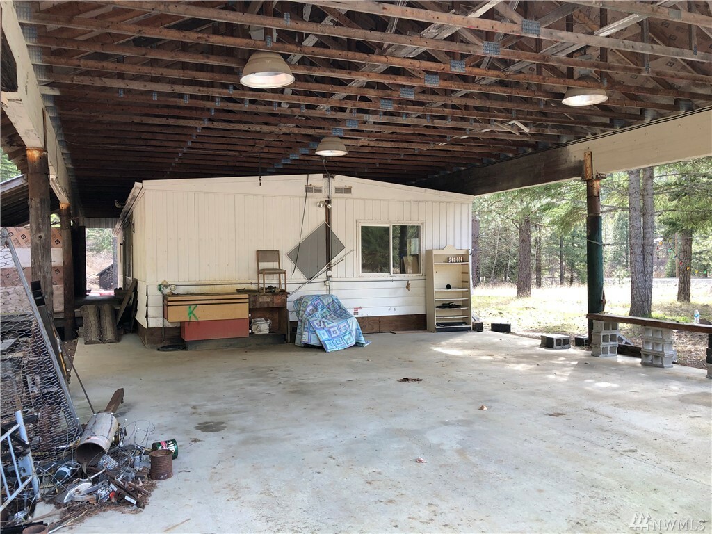 Property Photo:  20960 Hwy 97  WA 98922 