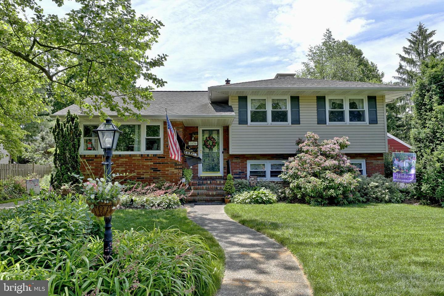 Property Photo:  1636 Prospect Ridge Boulevard  NJ 08035 