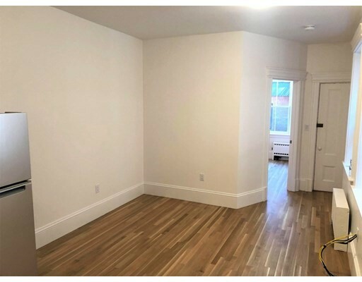 Property Photo: 101 Charles St. 3R MA 02114
