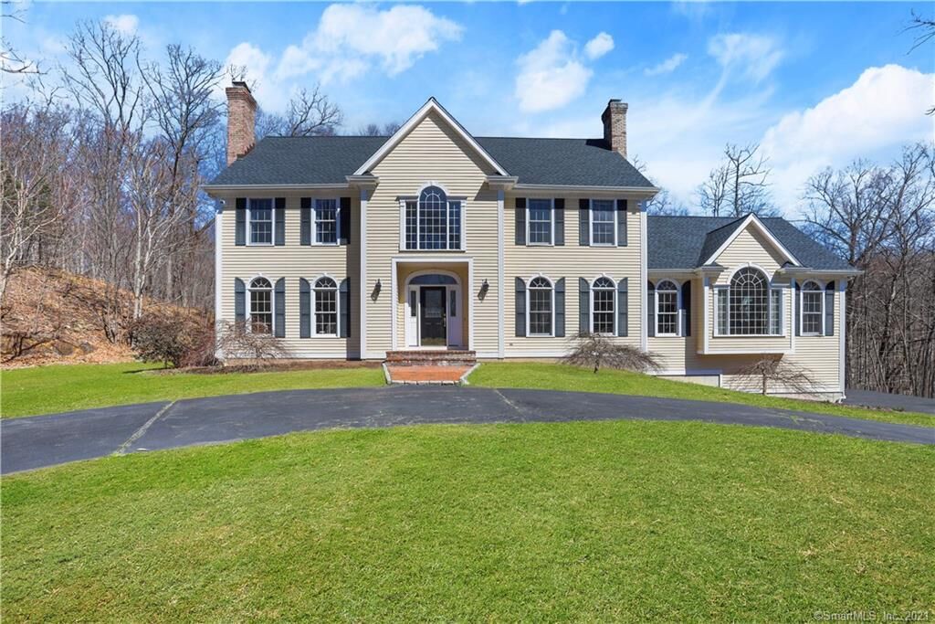 Property Photo:  115 Old Stonewall Road  CT 06612