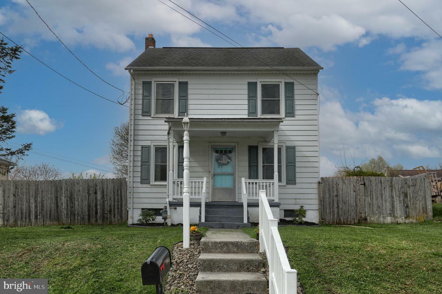 Property Photo: 105 S Lingle Avenue PA 17078
