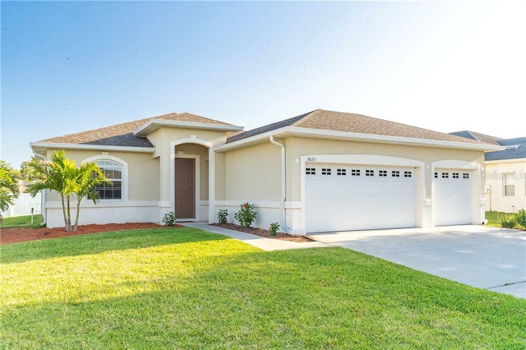 Property Photo:  3825 Milflores Drive N  FL 33573 