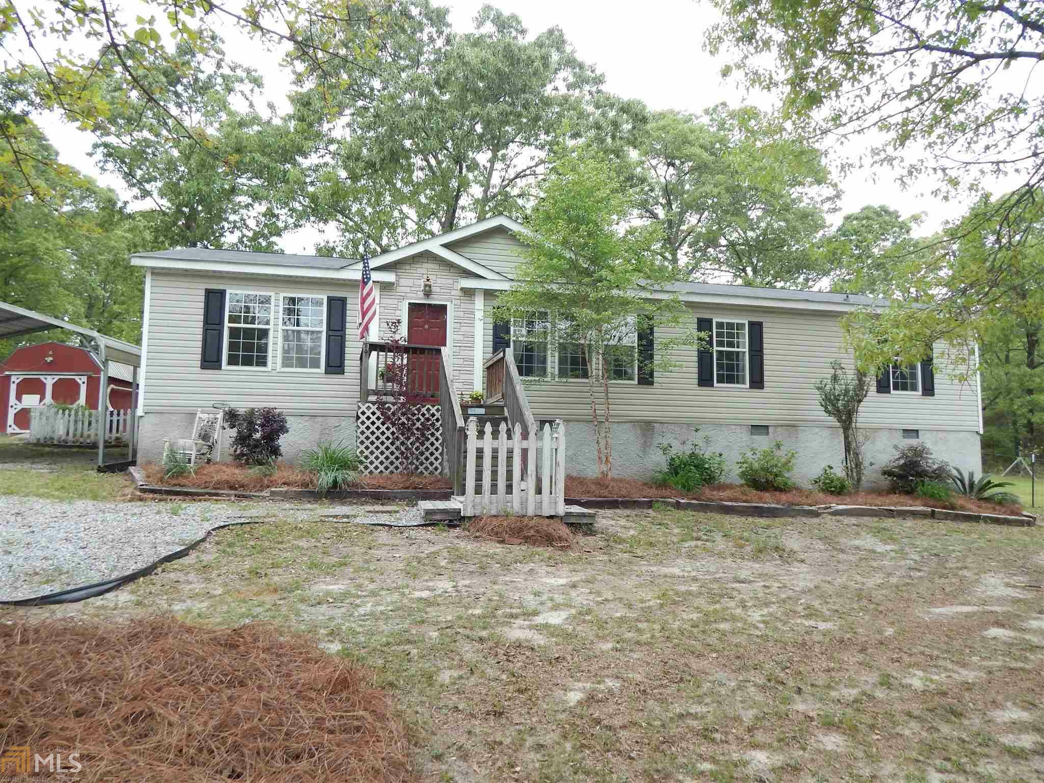 Property Photo: 425 Red Oak Dr GA 31030