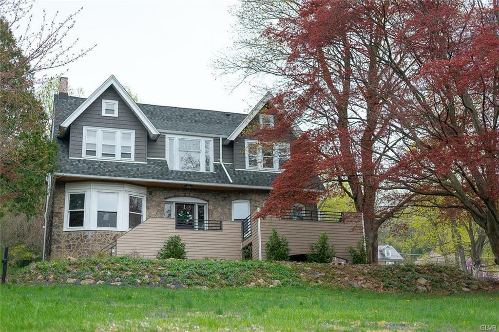 Property Photo:  130 Parker Avenue  PA 18042 