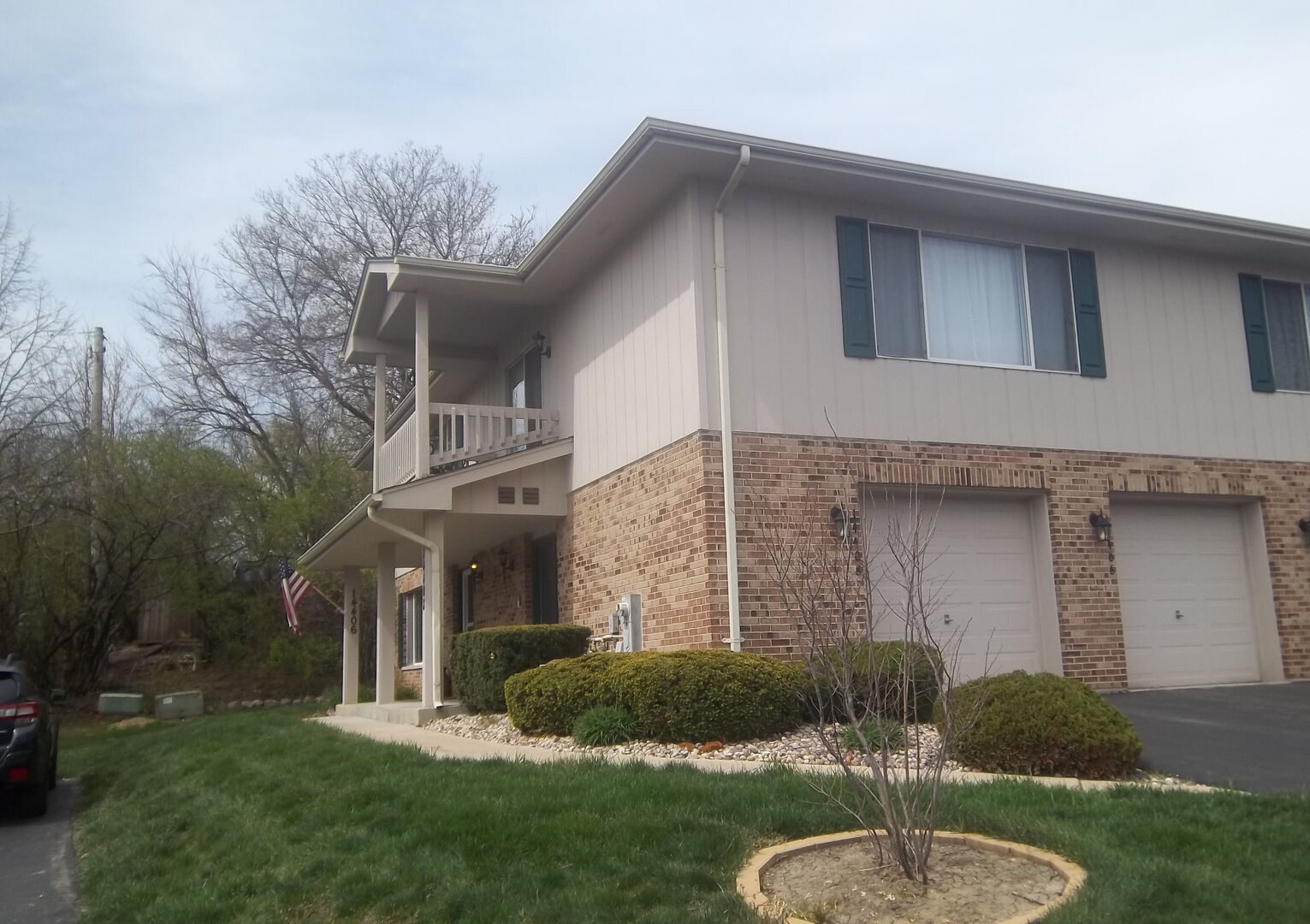 Property Photo: 14408 S 90th Court 1D IL 60462