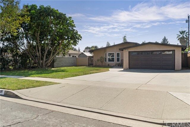 Property Photo: 1031 N Barston Avenue CA 91724