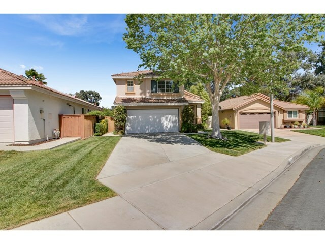 Property Photo: 43460 Corte Almeria CA 92592