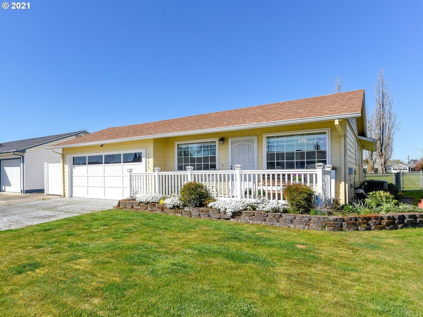 Property Photo: 1131 Princeton Rd OR 97071