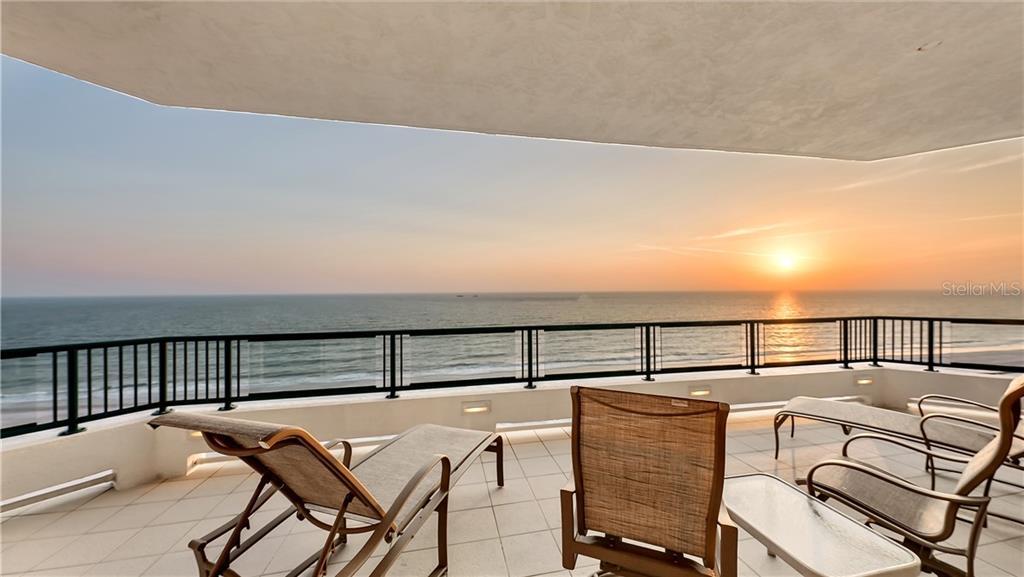 Property Photo: 655 Longboat Club Road 19B FL 34228