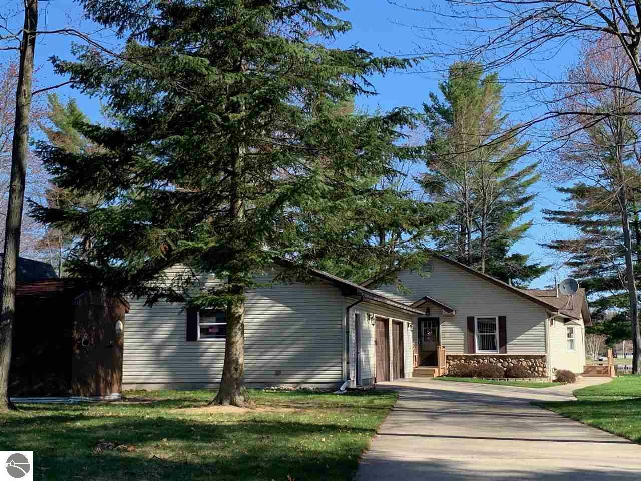 Property Photo: 4983 Ruby Drive MI 48624