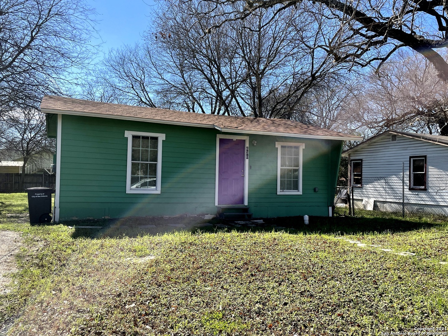 Property Photo: 630 Corliss TX 78220