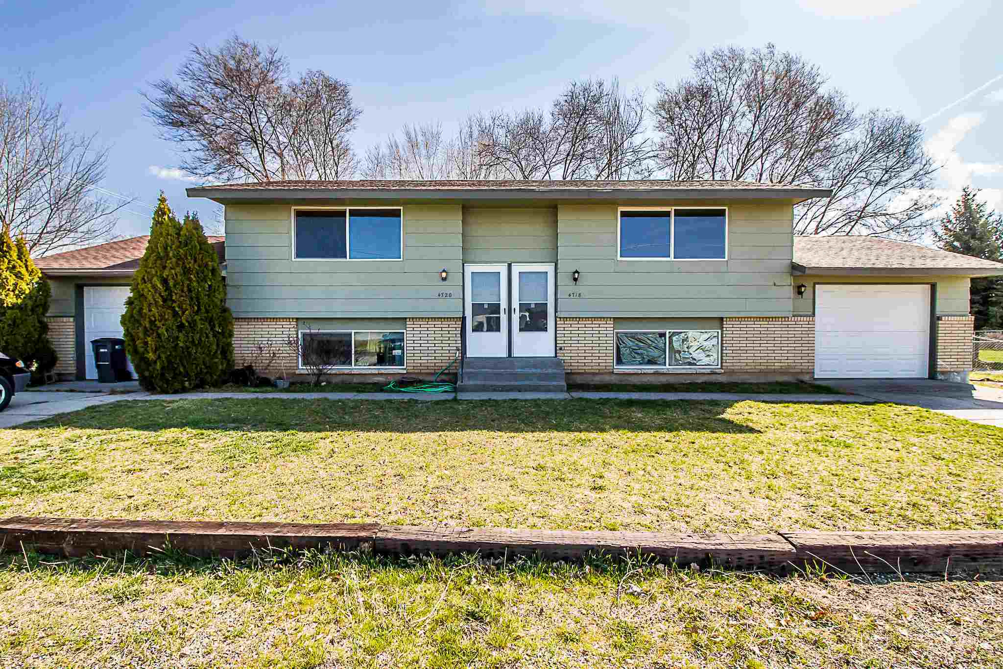 Property Photo:  4718-4720 N Campbell Rd  WA 99027 