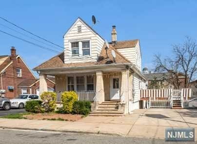 Property Photo:  230 Westminster Place  NJ 07644 