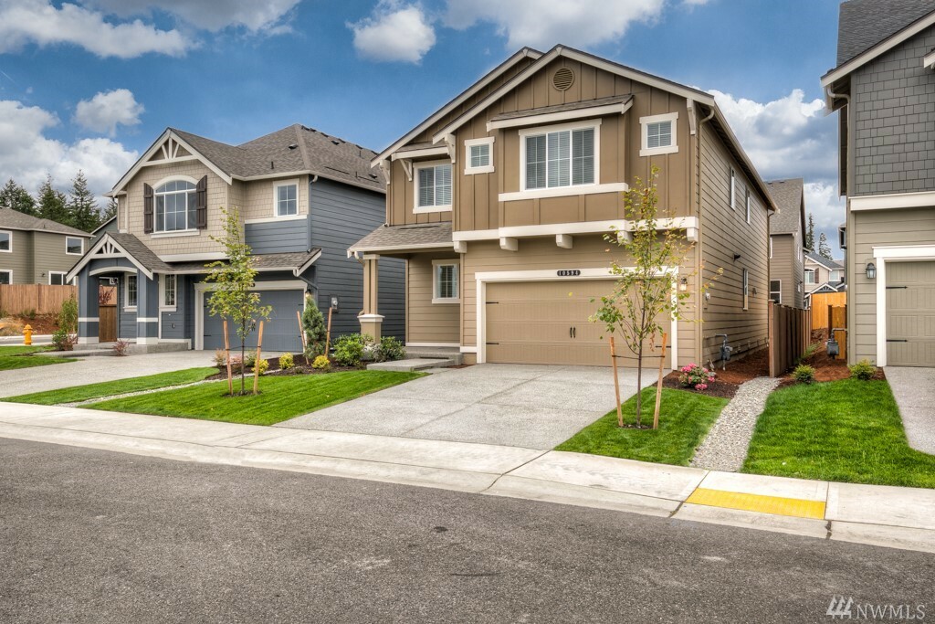 Property Photo: 10814 32nd St NE A183 WA 98258