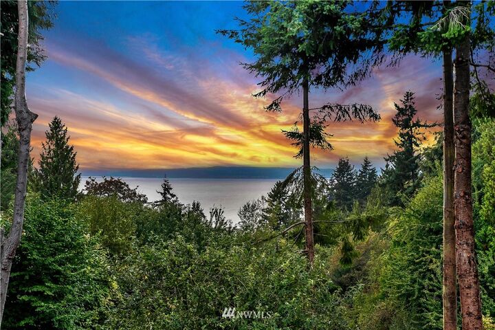 Property Photo:  1736 NW 97th Street  WA 98117 