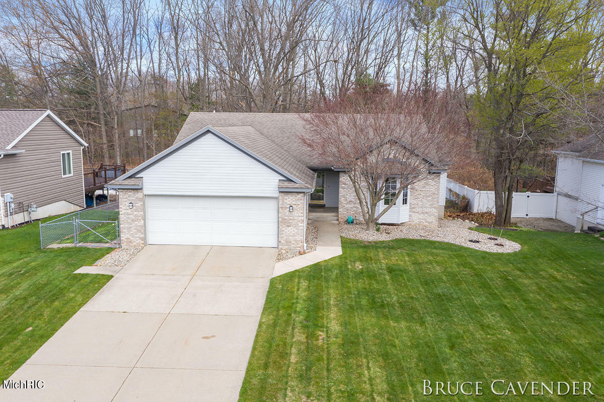 Property Photo:  2663 Golfbury Drive SW  MI 49519 