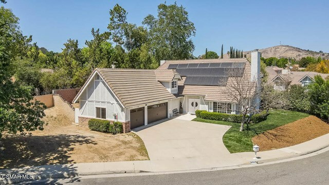 Property Photo:  5565 Buffwood Place  CA 91301 