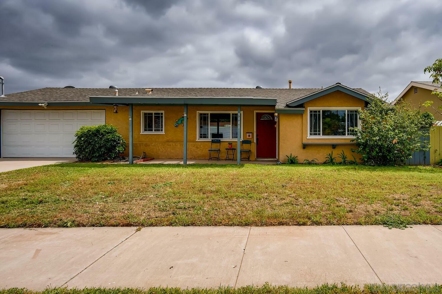 Property Photo:  9441 Pennywood Road  CA 92071 