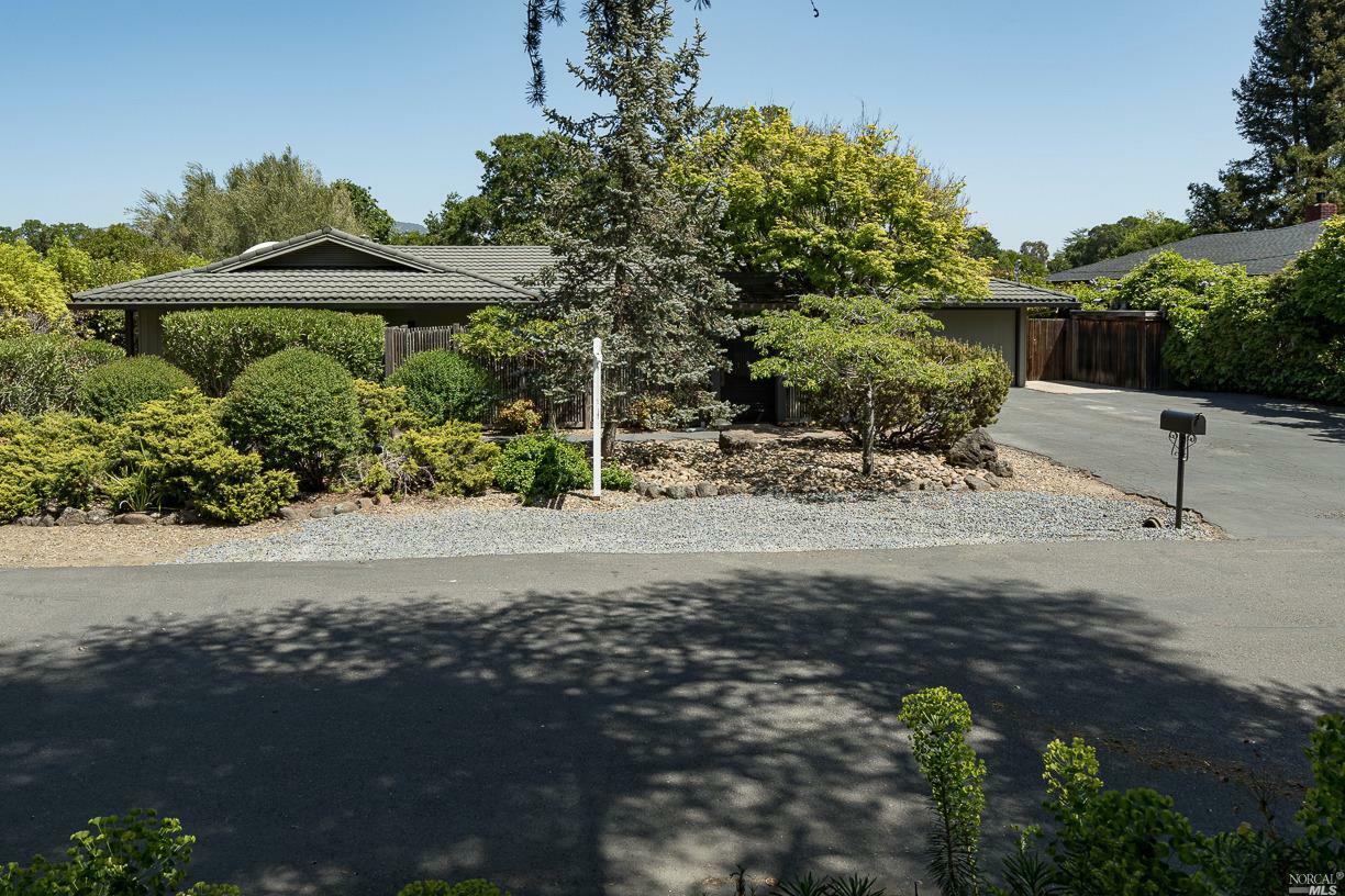 Property Photo: 40 Pillsbury Lane CA 94947