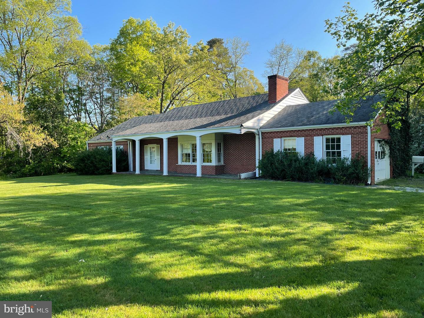 Property Photo:  411 Oxford Drive  VA 22405 