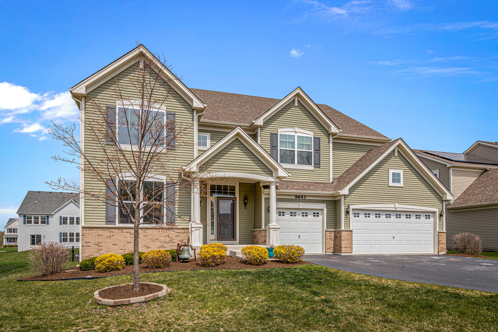 Property Photo:  9643 Schaffner Drive  IL 60142 