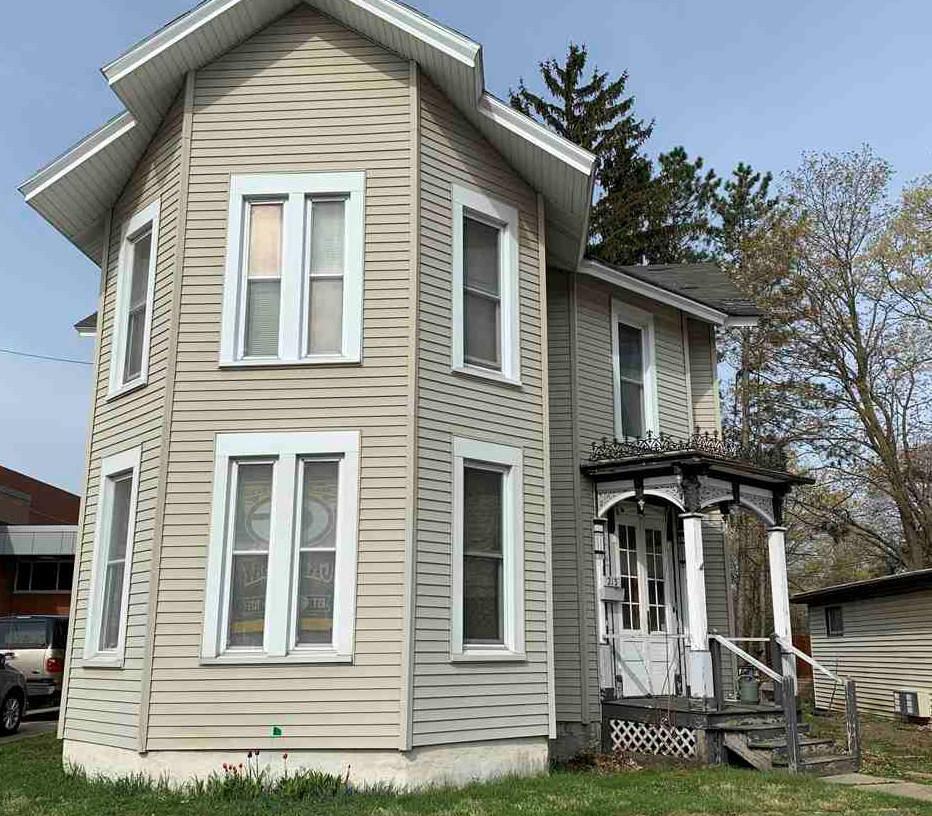 Property Photo:  213 South 1st St  WI 53536 