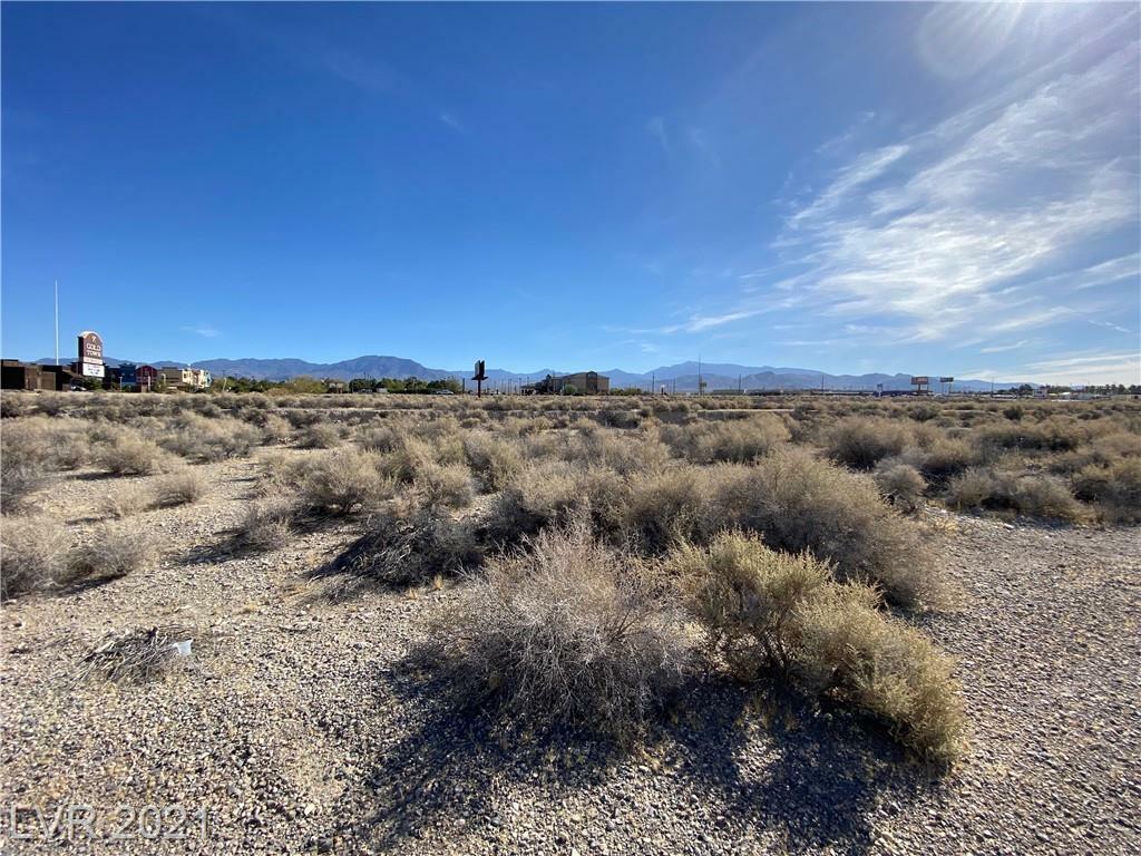 Property Photo:  871 Blackfoot Street  NV 89048 