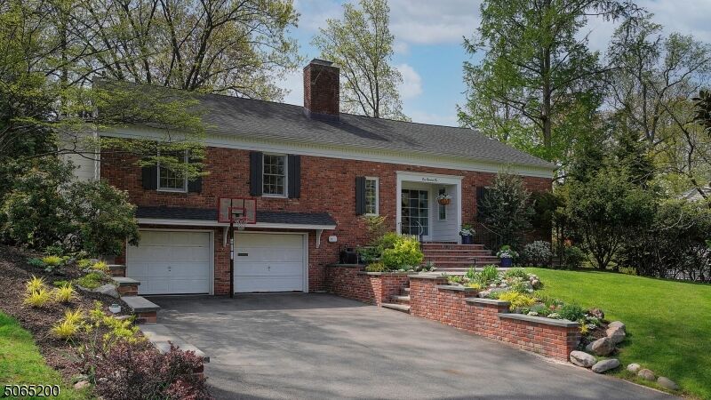 Property Photo: 110 Barchester Way NJ 07090