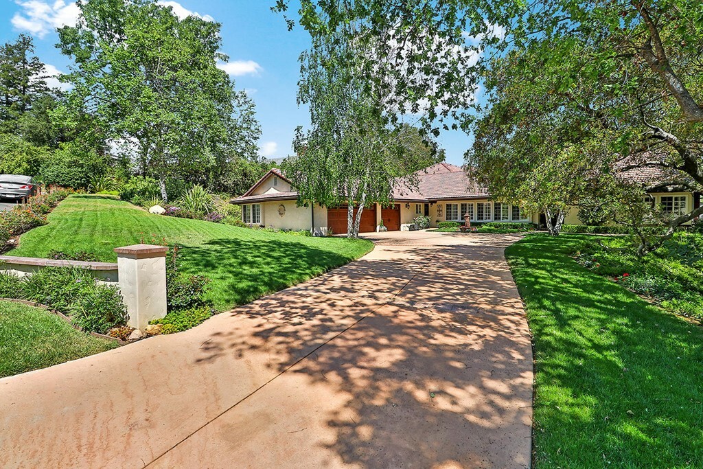 Property Photo:  1584 Fairmount Road  CA 91362 