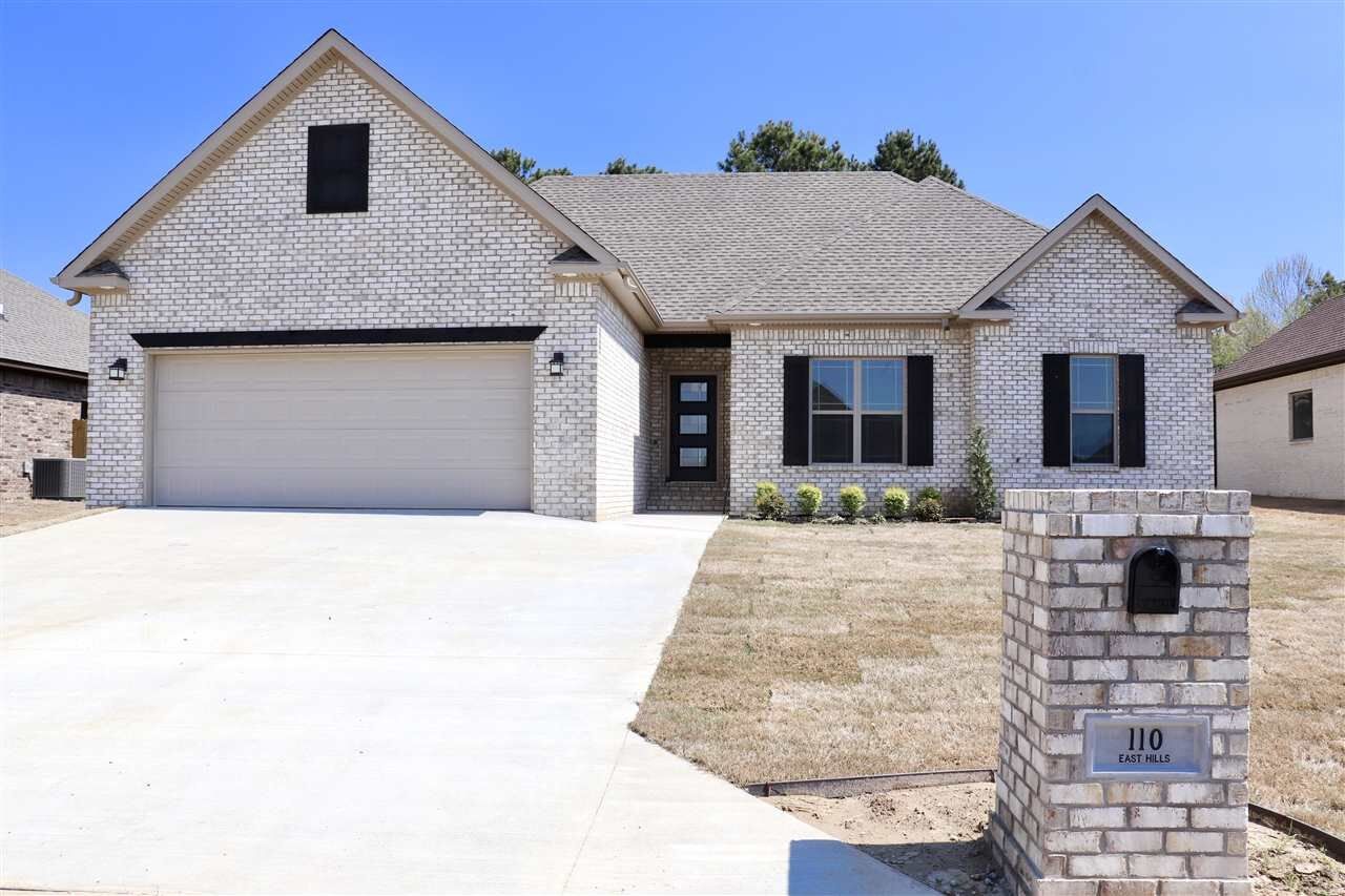 Property Photo:  110 East Hills  AR 72416 