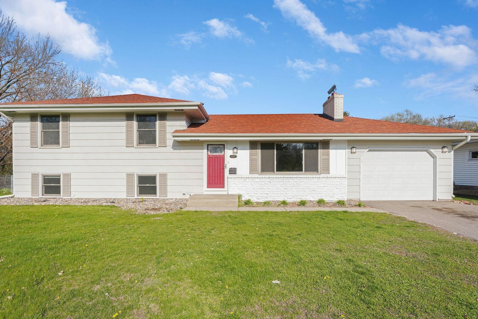 Property Photo: 8739 Harrison Circle MN 55437