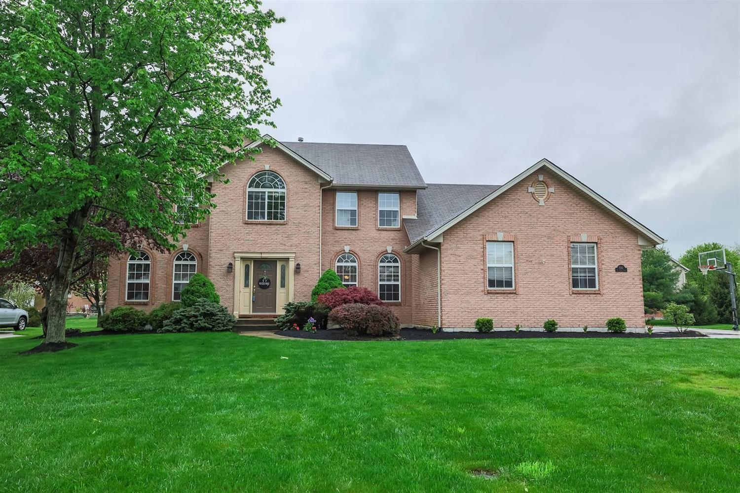 Property Photo:  3561 Top Flite Ln  OH 45040 