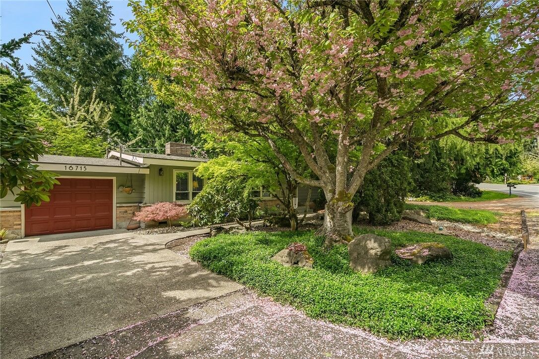 Property Photo:  16715 SE 14th St  WA 98008 