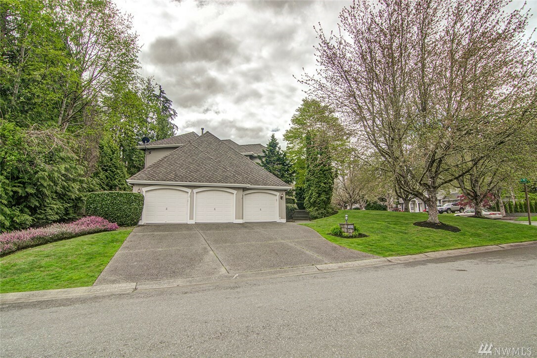 Property Photo: 15632 Manion Wy NE WA 98019