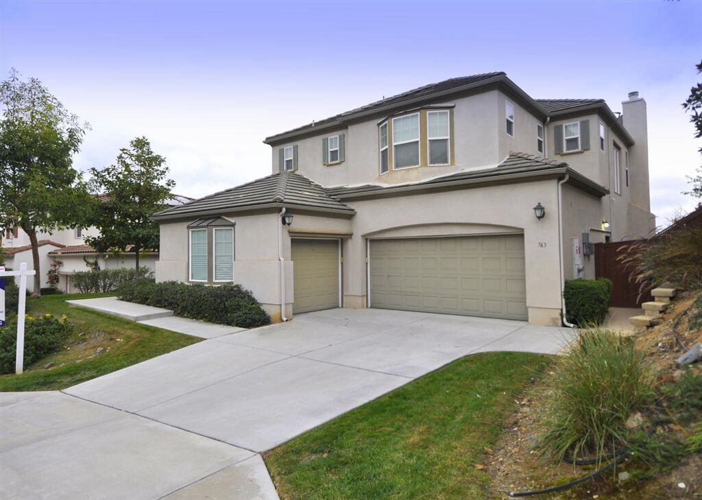 Property Photo:  763 Leeward Ave  CA 92078 