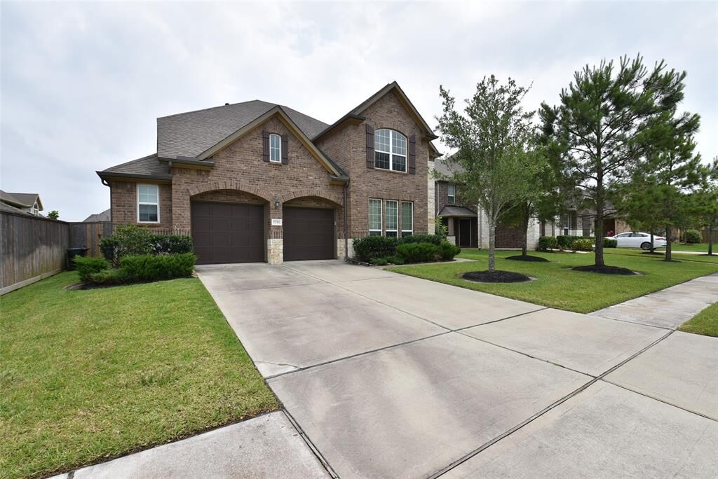 Property Photo: 27311 Lynwood Park Drive TX 77494