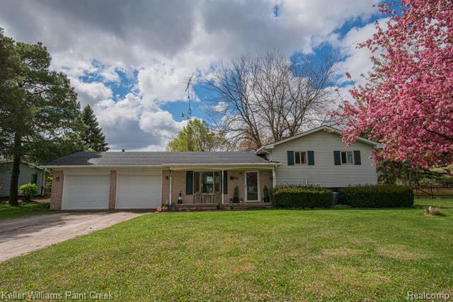 Property Photo: 9472 Green Road MI 48438