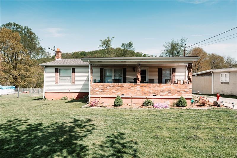 Property Photo: 403 Moween Road PA 15681