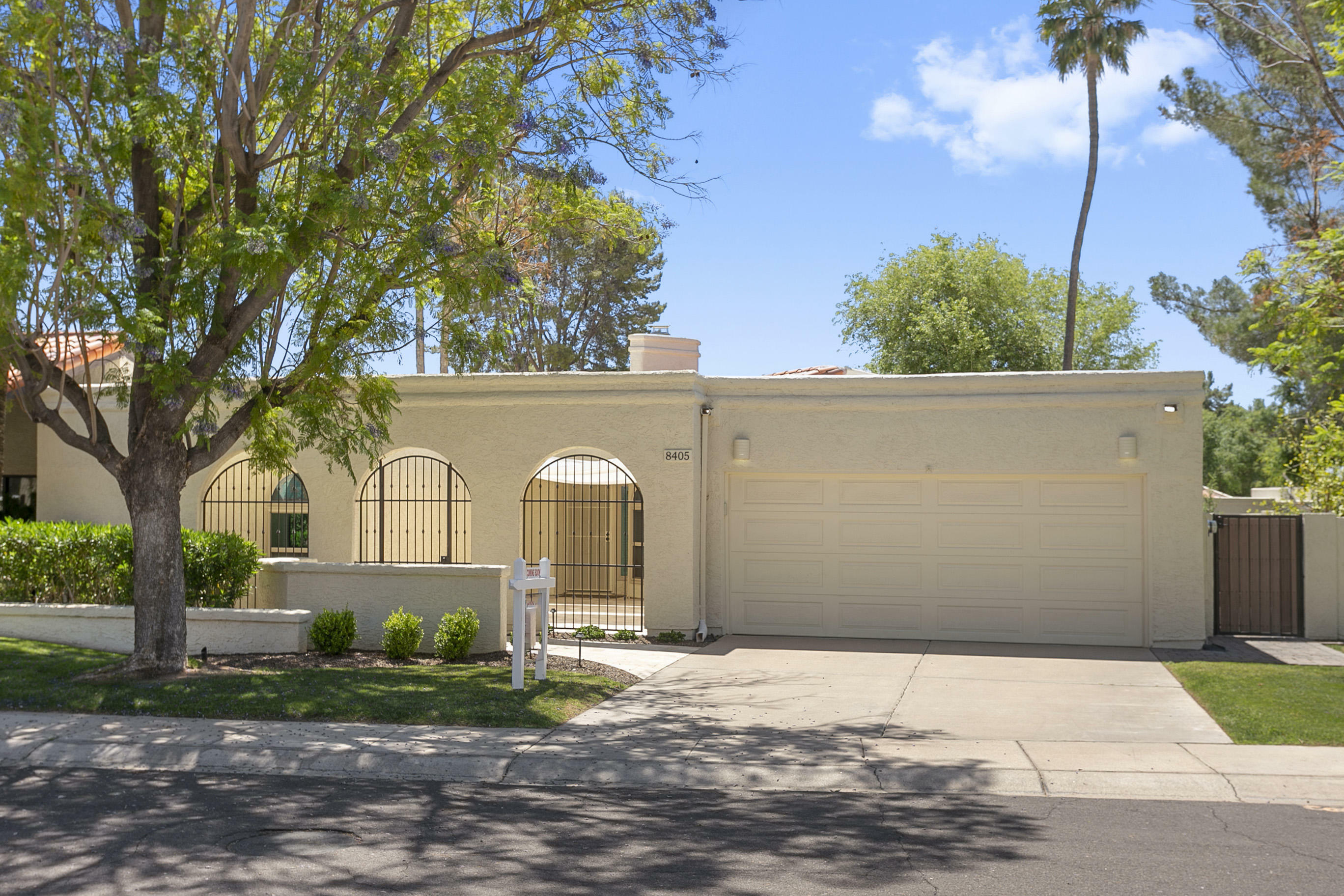 Property Photo:  8405 E San Candido Drive  AZ 85258 