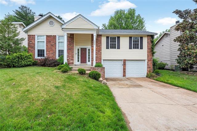 Property Photo: 2455 Maple Crossing Drive 63011