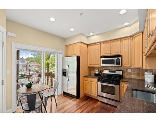 Property Photo:  72 Exchange St 1  MA 02451